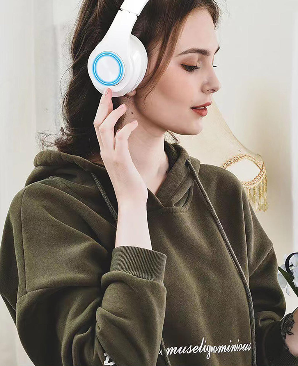 Tai Nghe Chụp Tai Bluetooth B39 - HiFi, Micro, Led RGB - Âm Thanh Chất Lượng, Nghe Gọi, Kết Nối Nhiều Thiết Bị