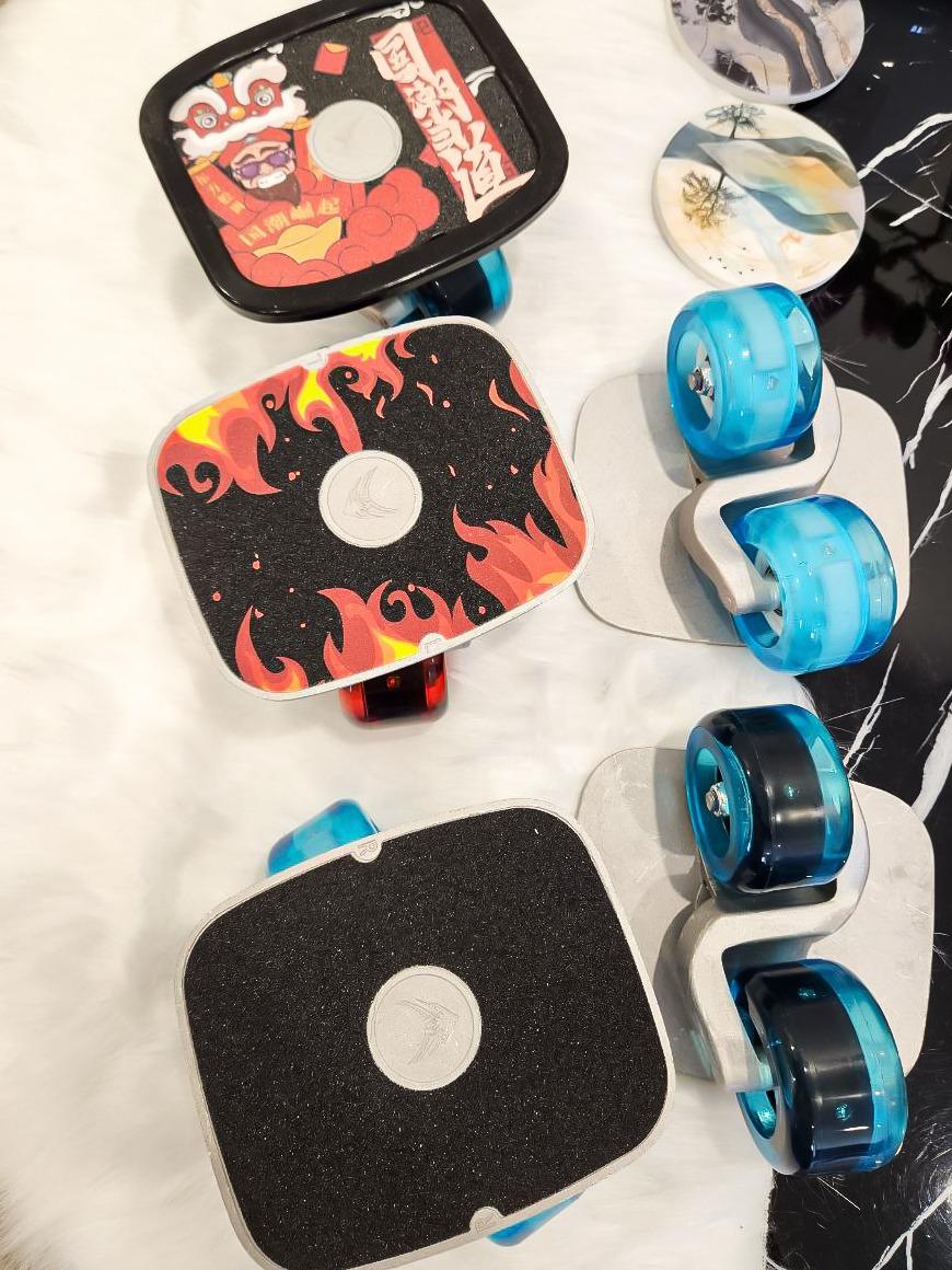 Ván Trượt Drift Board - Freeline Skate - Bánh Xe Có Đèn Led RGB Sport
